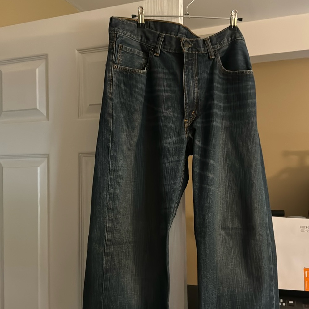 Levi’s 550 34 waist 32 length, worn once or twice
